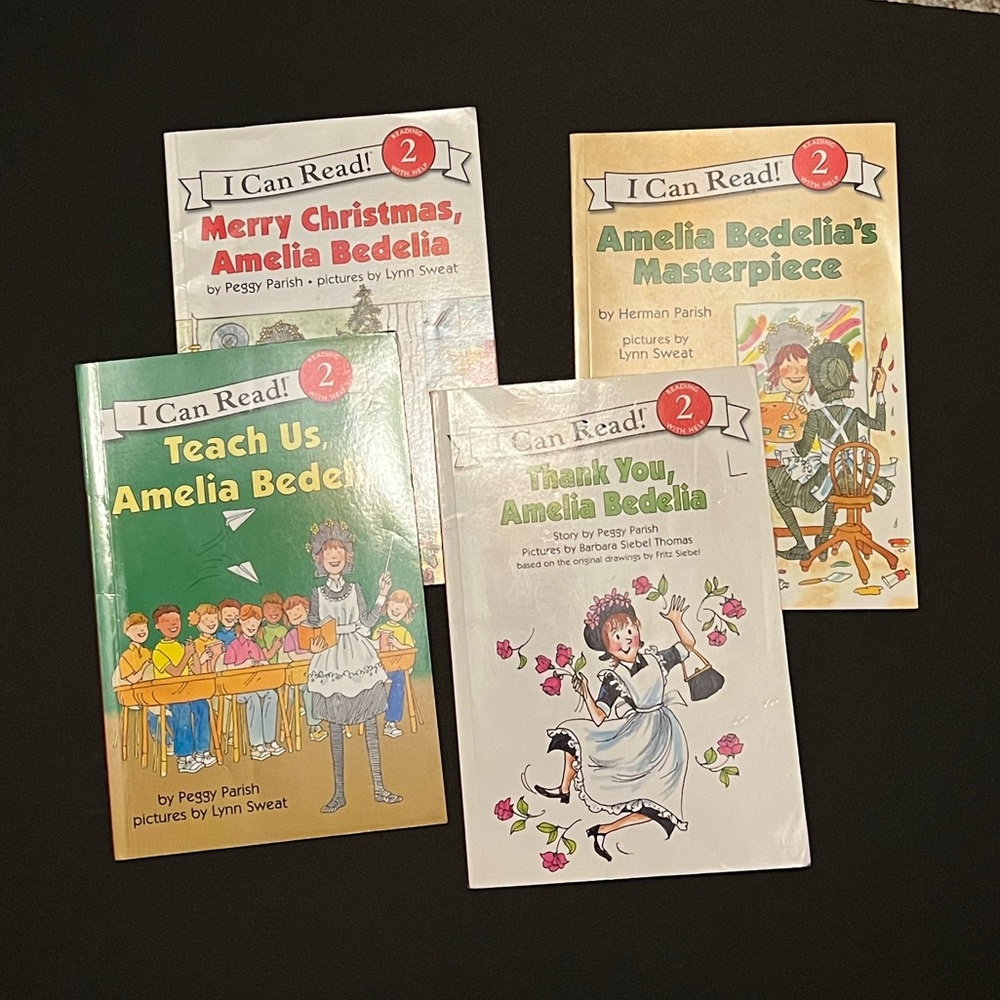 Amelia Bedelia Book Bundle